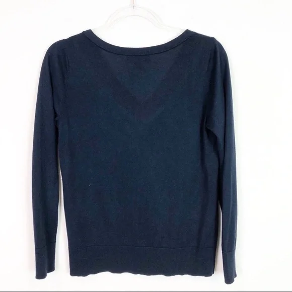 Banana Republic navy & red v neck lightweight cashmere silk blend sweater small - Picture 5 of 7